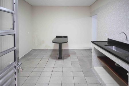 Casa à venda com 161m², 3 quartos e 4 vagas