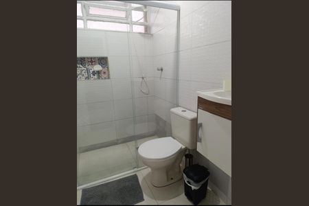 Banheiro de apartamento para alugar com 1 quarto, 21m² em Cidade Ocian, Praia Grande