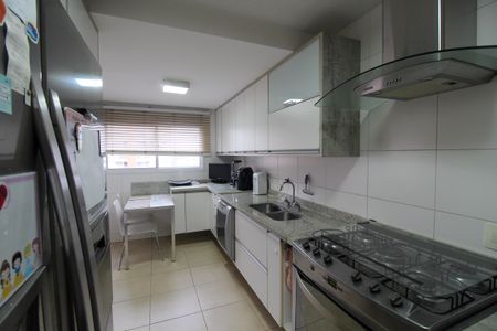 Apartamento para alugar com 140m², 4 quartos e 3 vagasCozinha
