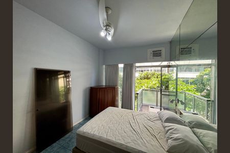 Apartamento à venda com 243m², 3 quartos e 3 vagasSuíte