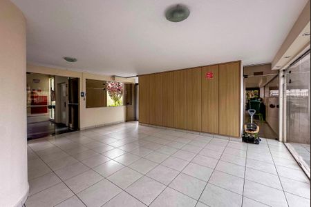 Apartamento para alugar com 125m², 3 quartos e 2 vagas Apartamento para alugar com 125m², 3 quartos e 2 vagasHall de entrada