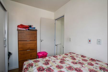 Quarto 2 de apartamento para alugar com 2 quartos, 39m² em Jardim Vila Rica, Santo André
