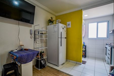 Sala de apartamento para alugar com 2 quartos, 39m² em Jardim Vila Rica, Santo André