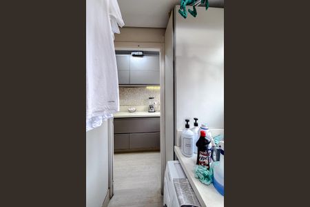 Apartamento à venda com 84m², 2 quartos e 1 vagaÁrea de Serviço