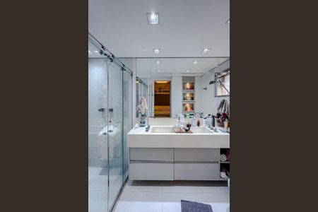 Apartamento à venda com 84m², 2 quartos e 1 vagaBanheiro da Suíte