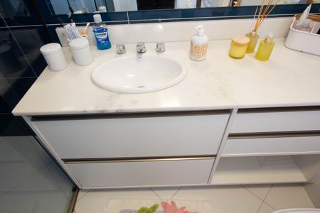 Apartamento para alugar com 152m², 3 quartos e 3 vagasBanheiro