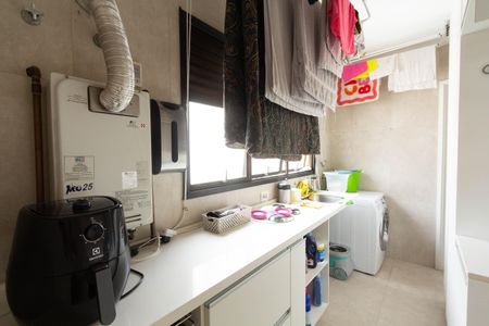 Apartamento para alugar com 152m², 3 quartos e 3 vagasÁrea de Serviço