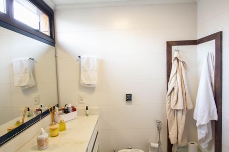 Apartamento para alugar com 152m², 3 quartos e 3 vagasBanheiro