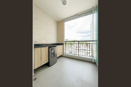 Sacada de apartamento à venda com 2 quartos, 60m² em City Bussocaba, Osasco