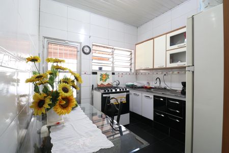 Casa à venda com 240m², 5 quartos e 2 vagasCozinha 2