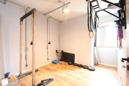 Casa à venda com 240m², 5 quartos e 2 vagasQuarto 2