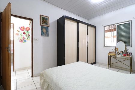 Casa à venda com 240m², 5 quartos e 2 vagasQuarto 4