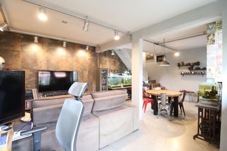 Casa à venda com 240m², 5 quartos e 2 vagasSala 