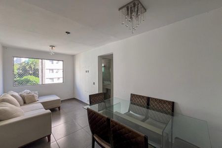 Apartamento para alugar com 75m², 2 quartos e 1 vaga Apartamento para alugar com 75m², 2 quartos e 1 vagaSala