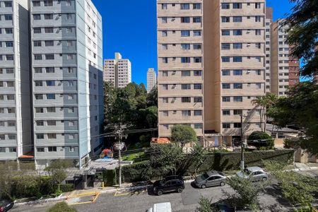 Apartamento para alugar com 75m², 2 quartos e 1 vaga Apartamento para alugar com 75m², 2 quartos e 1 vagaVista do Quarto 2