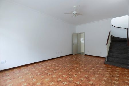 Sala de casa para alugar com 3 quartos, 150m² em Vila Mariza Mazzei, São Paulo
