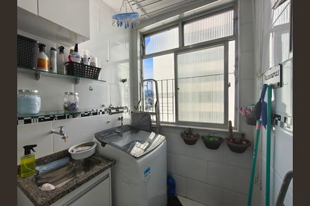 Apartamento para alugar com 66m², 2 quartos e 1 vaga
