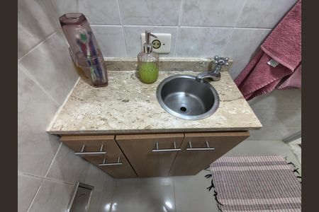 Apartamento para alugar com 66m², 2 quartos e 1 vaga