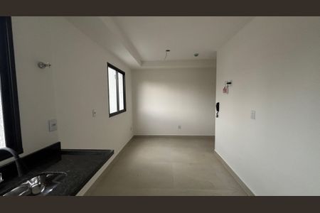 Studio para alugar com 21m², 1 quarto e sem vaga Studio para alugar com 21m², 1 quarto e sem vagaQuarto - Cozinha