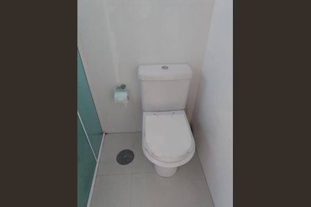 Apartamento à venda com 60m², 3 quartos e 1 vaga Apartamento à venda com 60m², 3 quartos e 1 vagaBanheiro