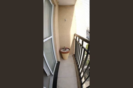 Apartamento à venda com 60m², 3 quartos e 1 vaga Apartamento à venda com 60m², 3 quartos e 1 vagaVaranda