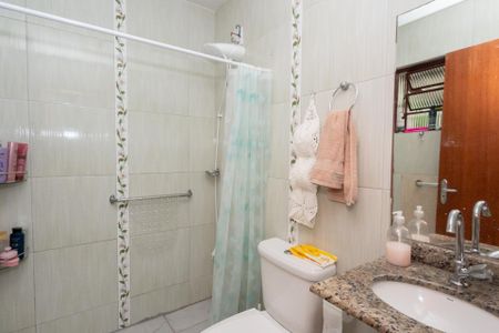 Casa à venda com 425m², 3 quartos e 2 vagas Casa à venda com 425m², 3 quartos e 2 vagasBanheiro Social