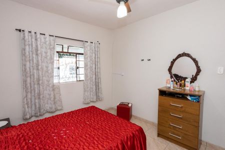 Casa à venda com 425m², 3 quartos e 2 vagas Casa à venda com 425m², 3 quartos e 2 vagasQuarto 1