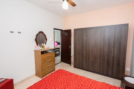 Casa à venda com 425m², 3 quartos e 2 vagas Casa à venda com 425m², 3 quartos e 2 vagasQuarto 1