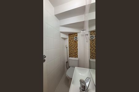 Casa de condomínio para alugar com 140m², 3 quartos e 2 vagasLavabo