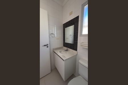 Casa de condomínio para alugar com 140m², 3 quartos e 2 vagasBanheiro Social