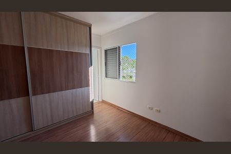 Casa de condomínio para alugar com 140m², 3 quartos e 2 vagasSuíte