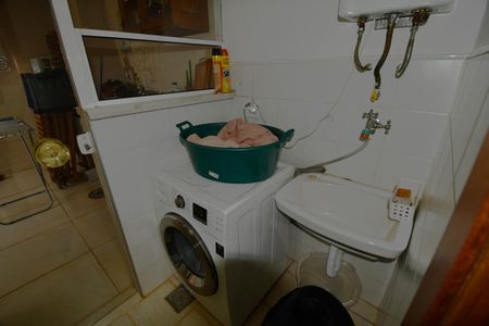 Casa de condomínio à venda com 120m², 3 quartos e 2 vagasÁrea de Serviço