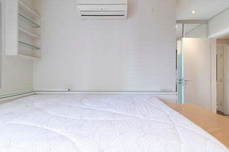 Apartamento à venda com 209m², 4 quartos e 4 vagas Apartamento à venda com 209m², 4 quartos e 4 vagasQuarto Suíte 3
