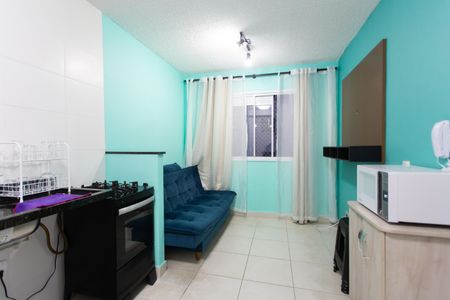 Sala / Cozinha  de apartamento para alugar com 2 quartos, 32m² em Fazenda Aricanduva, São Paulo
