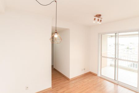 Sala de apartamento para alugar com 2 quartos, 57m² em Vila Isolina Mazzei, São Paulo