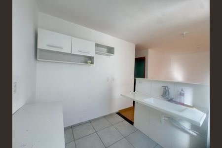 Cozinha de apartamento para alugar com 2 quartos, 38m² em Jardim Hanna, Guarulhos