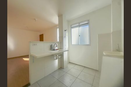 Cozinha de apartamento para alugar com 2 quartos, 38m² em Jardim Hanna, Guarulhos