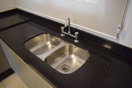 Apartamento para alugar com 156m², 3 quartos e sem vagaCozinha - Torneira