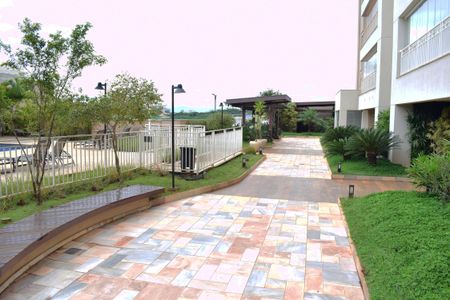 Apartamento para alugar com 156m², 3 quartos e sem vagaÁrea comum