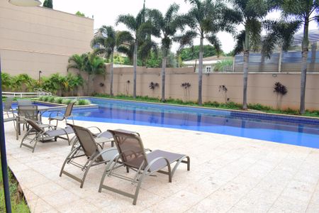 Apartamento para alugar com 156m², 3 quartos e sem vagaÁrea comum - Piscina