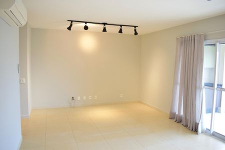 Apartamento para alugar com 156m², 3 quartos e sem vagaSala