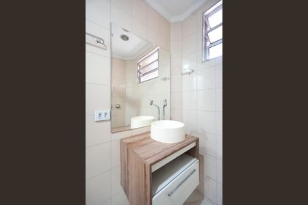 Apartamento à venda com 61m², 2 quartos e 1 vagaBanheiro 