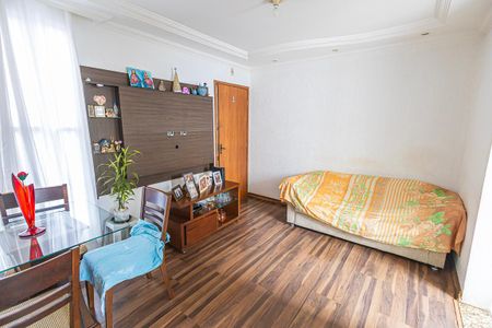 sala de apartamento à venda com 2 quartos, 44m² em Heliópolis, Belo Horizonte