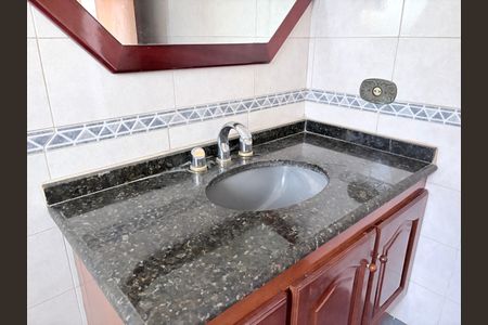 Casa para alugar com 140m², 5 quartos e 2 vagasBanheiro da Suíte