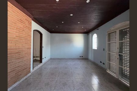 Casa para alugar com 140m², 5 quartos e 2 vagasQuarto 4