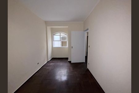 Casa para alugar com 140m², 5 quartos e 2 vagasQuarto