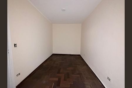 Casa para alugar com 140m², 5 quartos e 2 vagasQuarto