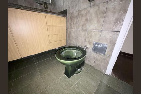 Casa para alugar com 140m², 5 quartos e 2 vagasBanheiro