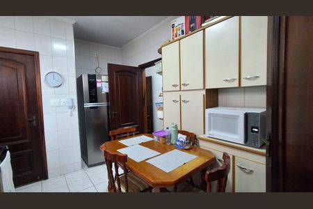 Apartamento à venda com 110m², 3 quartos e 2 vagasCozinha 