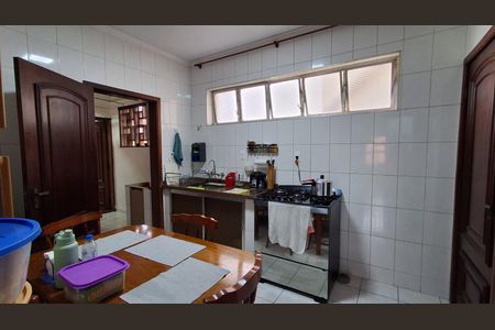 Apartamento à venda com 110m², 3 quartos e 2 vagasCozinha 